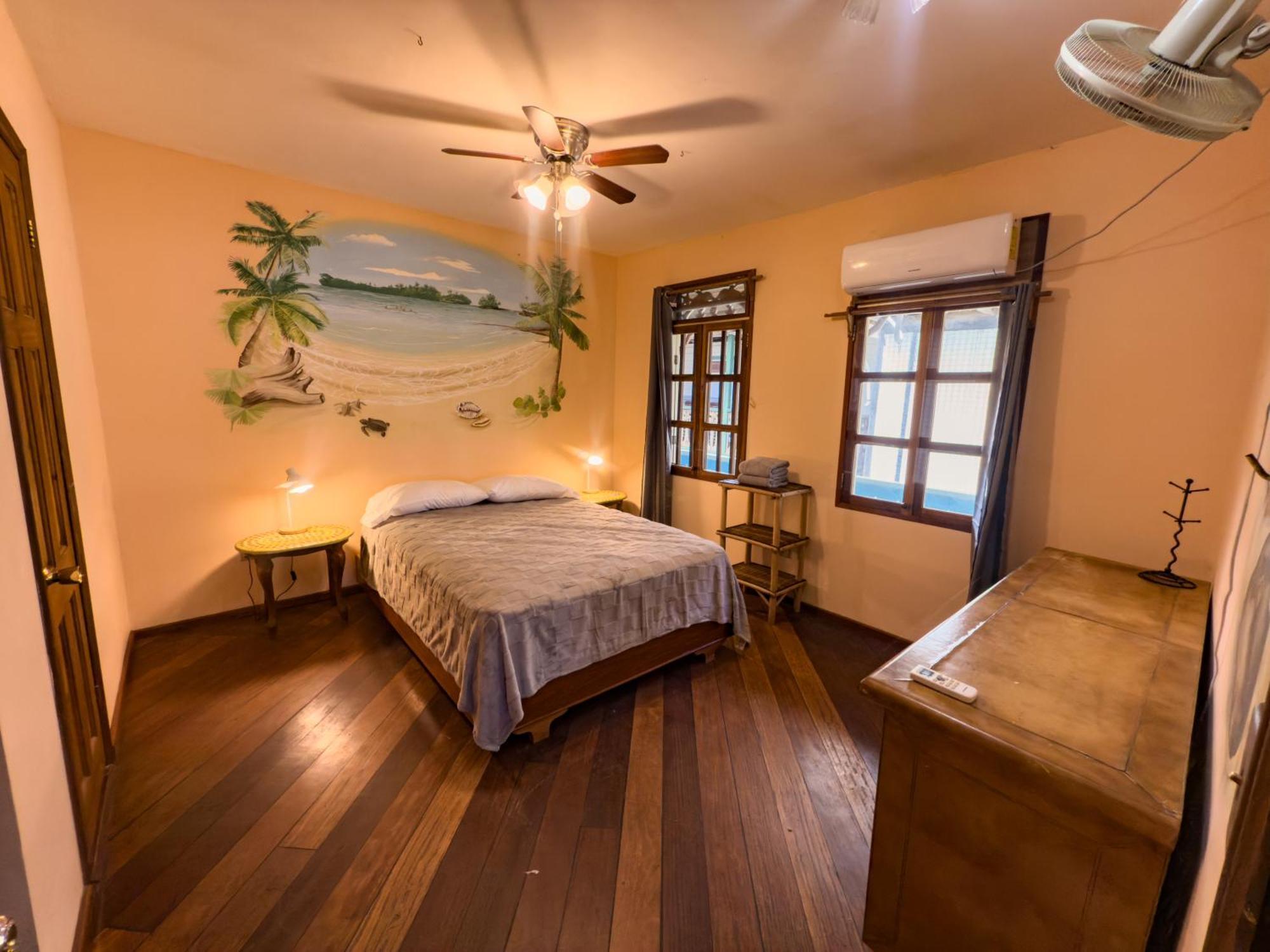 Saigon Bay Bed & Breakfast Bocas del Toro Pokoj fotografie
